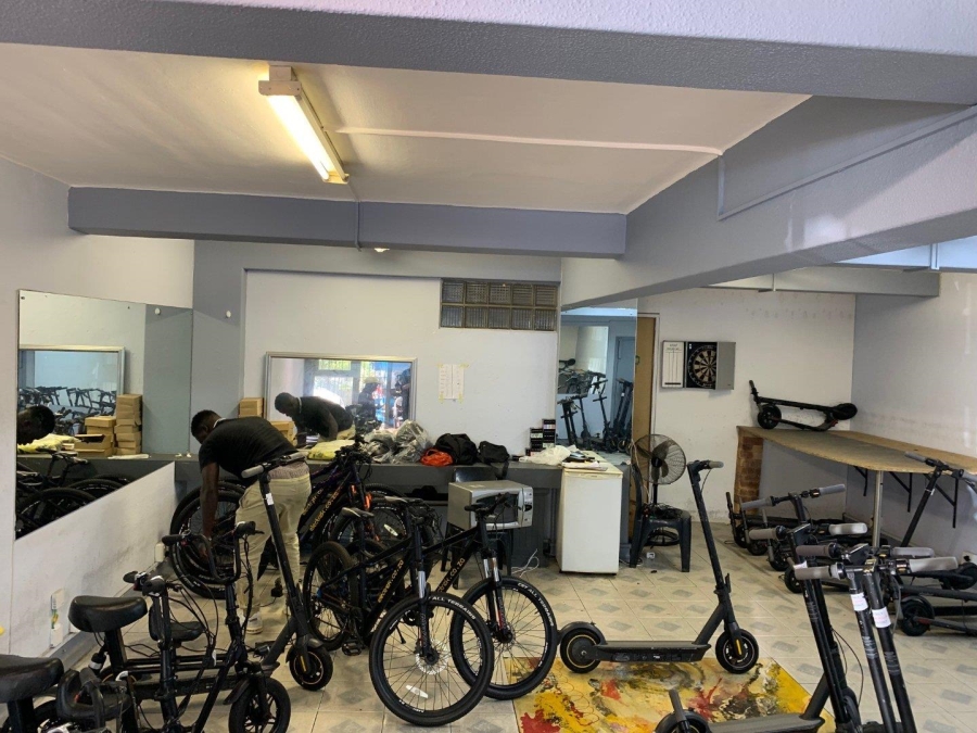 To Let 0 Bedroom Property for Rent in Sea Point Western Cape